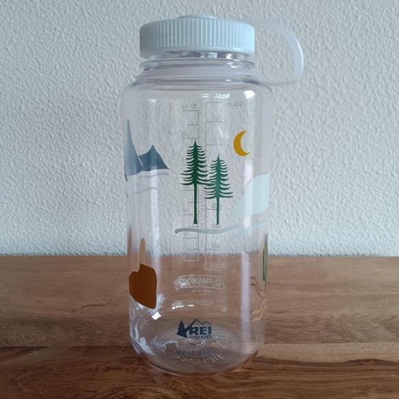REI x West Elm Nalgene 32 oz Water Bottle - Picture 1 of 9